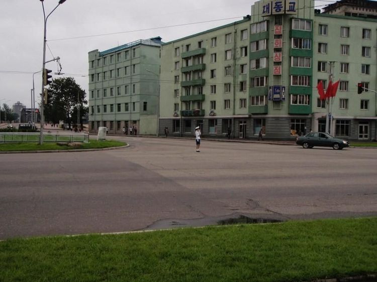 Intip Betapa Langkanya Sepeda Motor di Negeri Kim Jong Un