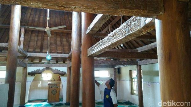 Melihat Keunikan Masjid Sunan Geseng di Purworejo