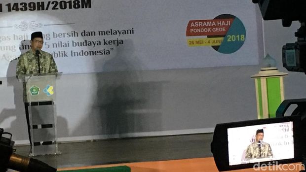 Menag Lukman Hakim juga meminta para Petugas Haji 2018 menguasai bidang khusus dan umum. 
