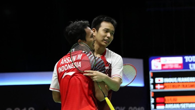 Kalah Lalu Indonesia Gagal ke Final, Ahsan/Hendra Minta Maaf Kalah Lalu Indonesia Gagal ke Final, Ahsan/Hendra Minta Maaf