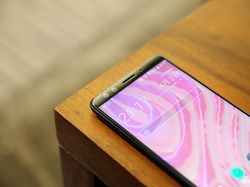 Melihat Lebih Dekat HTC U12+ yang Punya Spek Mumpuni