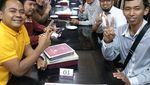 Intip Gaya Ustaz Wijayanto Saat Makan Bareng Mamah Dedeh dan Yadi Sembako