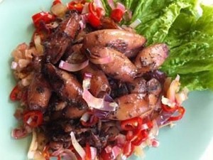 Buka Puasa Hari Ini, Enaknya Bikin 4 Sajian Cumi yang Gurih Pedas Ini!