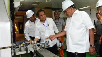 Jika Palapa Ring selesai, semua kabupaten di Indonesia akan terhubung dengan jaringan tulang punggung serat optik. Dengan demikian, layanan yang ada di Jawa dan daerah lain tidak memiliki gap yang besar, jelasnya.  Foto: BAKTI