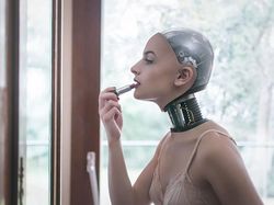 Keren atau Ngeri? Ketika Sosok Robot Sudah Seperti Manusia