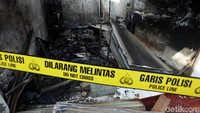 Begini penampakan satu rumah yang diduga menjadi penyebab kebakaran di kawasan Bidara Cina, Jakarta Timur, Minggu (27/5/2018).