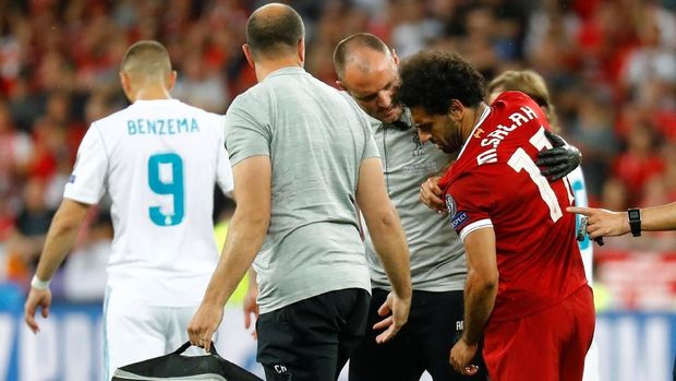 Mohamed Salah tidak bisa bermain penuh di final Liga Champions 2018.