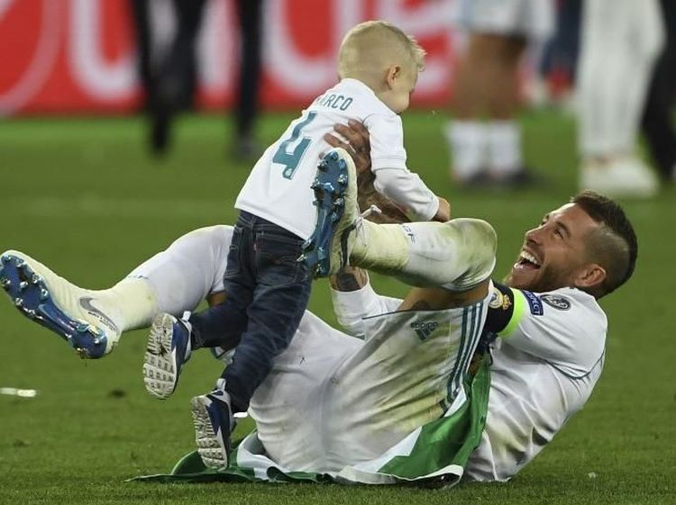 Madrid Juara Liga Champions, Keluarga Ronaldo dan Skuat Madrid Invasi Lapangan