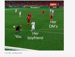 Blunder Karius Ramai Jadi Santapan Meme