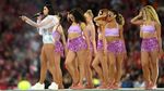 Tampil 40 Menit, Dua Lipa Guncang Final Liga Champions