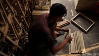 Keranjang parsel mulai diburu untuk persediaan para pedagang jelang lebaran.