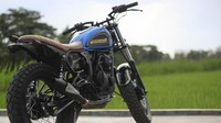 Konsep modifikasi yang dipilih akhirnya adalah konsep Street Tracker. Frame yang bengkok karena tabrakan dibentuk ulang. Foto: Hendri Surya Wibowo