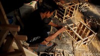 Tampak keranjang parsel mulai terbentuk.