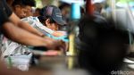 Kisah Tukang Permak Pakaian di Manggarai, Bisa Kantongi Rp 1 Juta/Hari