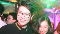Meski memiliki jadwal syuting sinetron yang padat, Kathy tetap menyempatkan waktunya untuk berkumpul bersama teman-temannya. Foto: Instagram @kathyindera