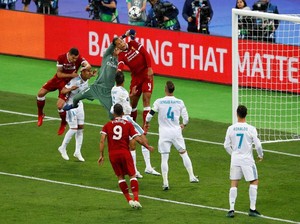Real Madrid vs Liverpool Masih 0-0, Salah Out