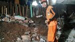 Penampakan Rumah Terdampak Longsor di Petukangan Utara Jaksel