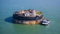 Dinamai No Mans Fort, hotel berlokasi di Portsmouth, Inggris ini dapat diakses dengan kapal feri. Istimewa/telegraph.co.uk