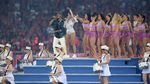 Tampil 40 Menit, Dua Lipa Guncang Final Liga Champions