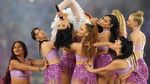 Tampil 40 Menit, Dua Lipa Guncang Final Liga Champions
