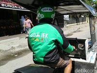 Pemerintah Mau Buat Aplikasi Saingan Gojek dan Grab