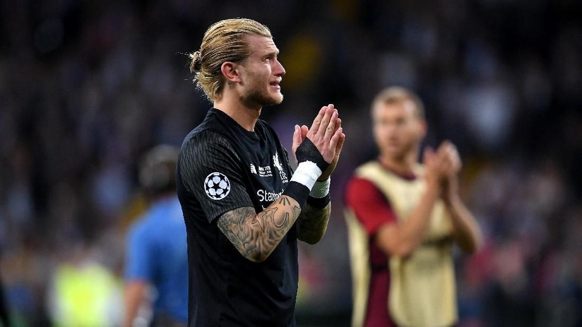 Loris Karius meminta maaf setelah blundernya di final Liga Champions berakibat fatal untuk Liverpool (Foto: Laurence Griffiths/Getty Images)