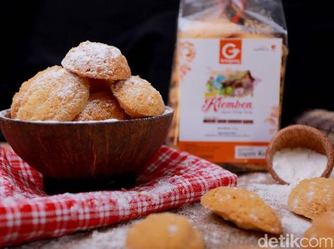 Bolu klemben khas Banyuwangi/