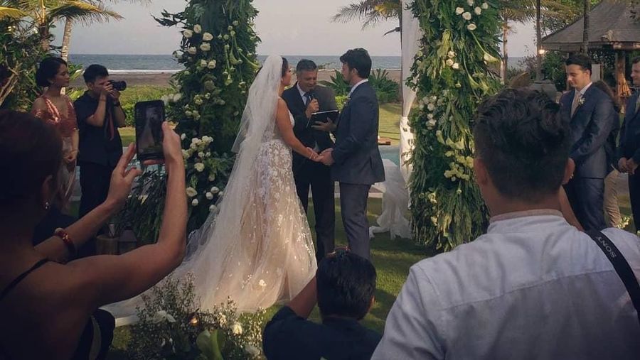 Membahas Profil Aline Adita James Midgley Terlengkap