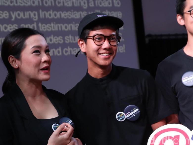Raisa Salah Satu Alasan Iqbaal Ramadhan Semangat Sekolah di Amerika Raisa Salah Satu Alasan Iqbaal Ramadhan Semangat Sekolah di Amerika