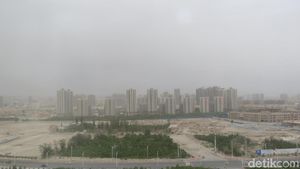 Foto: China Olah Limbah Jadi Air Bersih di Gurun Pasir Xinjiang