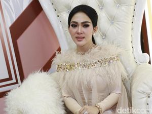 Ini Harga Piring dan Teko Hermes Milik Syahrini yang Bikin Kaget!