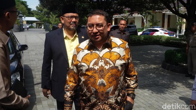 Fadli Zon Sindir Lagi Pertemuan Tahunan IMF-World Bank