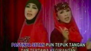Setan pun bertepuk tangan. Foto: Facebook Qasidah Memes for All Occasions