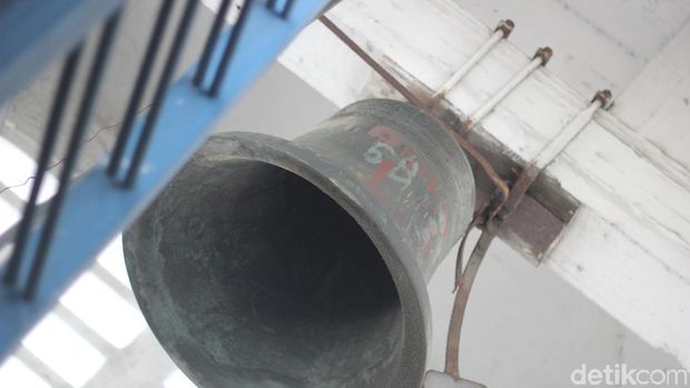 Cerita tentang Menara Jam Kuno di Atas Kantor Gubernur Jatim