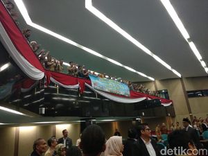 Hebohnya Standing Ovation di DPRD Saat Pemprov DKI Dapat WTP