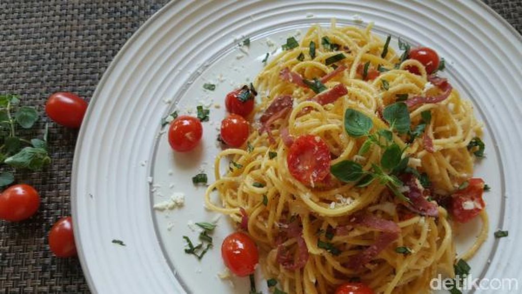 Spaghetti Sambal Matah dan Tuna Pedas yang Sedap untuk Berbuka Puasa Spaghetti Sambal Matah dan Tuna Pedas yang Sedap untuk Berbuka Puasa
