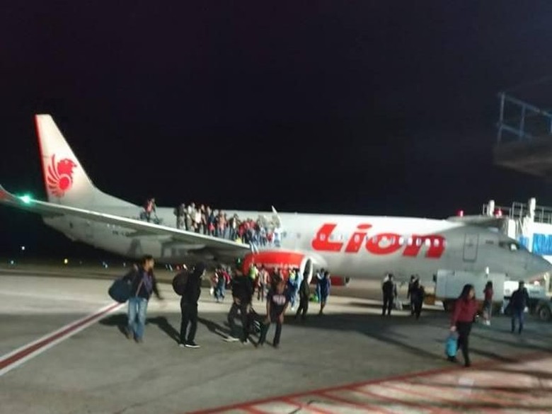 Ini Alasan Lion  Air  Polisikan Pembuka Jendela  Darurat