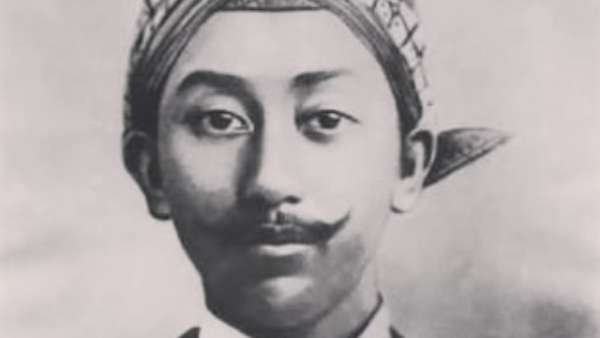 Jika Bukan Iqbaal yang Perankan Minke, Lalu Siapa? Jika Bukan Iqbaal yang Perankan Minke, Lalu Siapa?