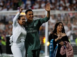 Perayaan gelar juara ini juga dihadiri oleh keluarga dan orang terdekat para pemain. (Foto: Paul Hanna/Reuters)