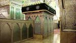 Foto: Masjid Penuh Kaca yang Cantik Banget di Iran