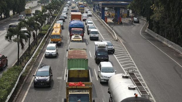Ancaman Di Balik Tarif Jalan Tol Trans Jawa yang Mahal