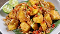  Kalau suka yang pedas. Tahu goreng cabe rawit garam milik @tellychyt, tidak hanya cocok untuk camilan saja, tapi juga enak disantap dengan nasi hangat. Foto: Instagram