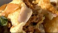 Hii.. Pria Ini Temukan Kuku Palsu Dalam Burger yang Dibeli