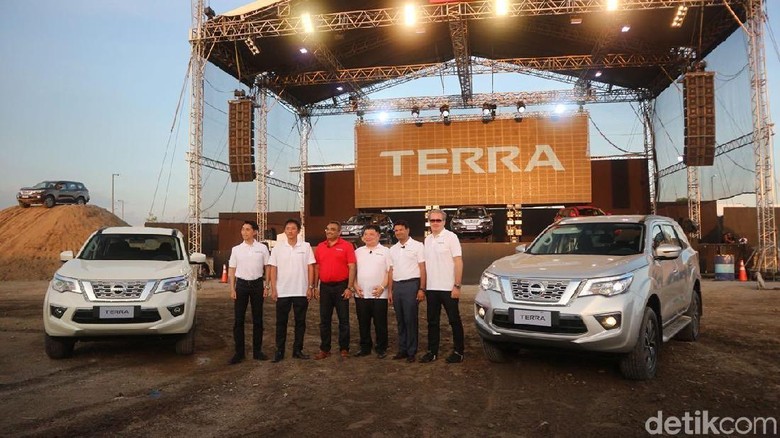 Nissan Terra Foto: Dina Rayanti Nissan Terra Foto: Dina Rayanti