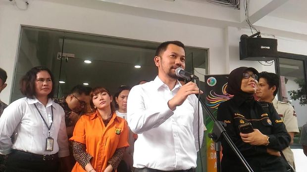 Roro Fitria diserahkan ke kejaksaan sore ini