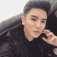 Seorang pria bernama Steven Yong tampaknya ingin memulai hidup baru dengan penampilan baru setelah diputuskan mantan kekasihnya. Ia pun memutuskan untuk melakukan operasi plastik pada wajah. Foto: Facebook Steven Yong