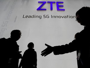 Trump Minta ZTE Bayar Rp 18 Triliun Supaya Lolos dari Maut