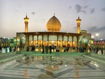 Bak Bertabur Kristal! Begini Pesona Masjid Shah Cheragh di Iran