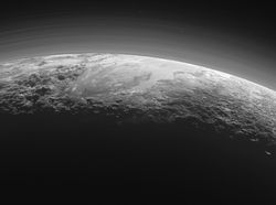 Potret Pluto, Mantan Planet yang Ternyata Terbentuk dari Komet