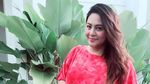 Audy Item, Bumil yang Cantiknya Nggak Ngebosenin